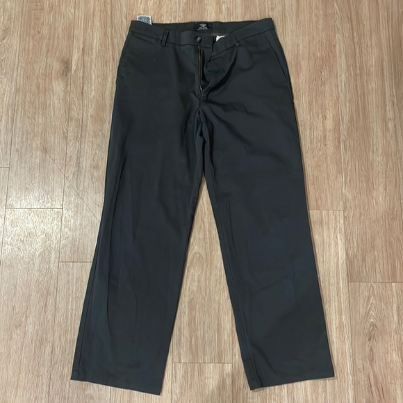 Dockers signature khaki straight fit D2 33x30 - Picture 1 of 2